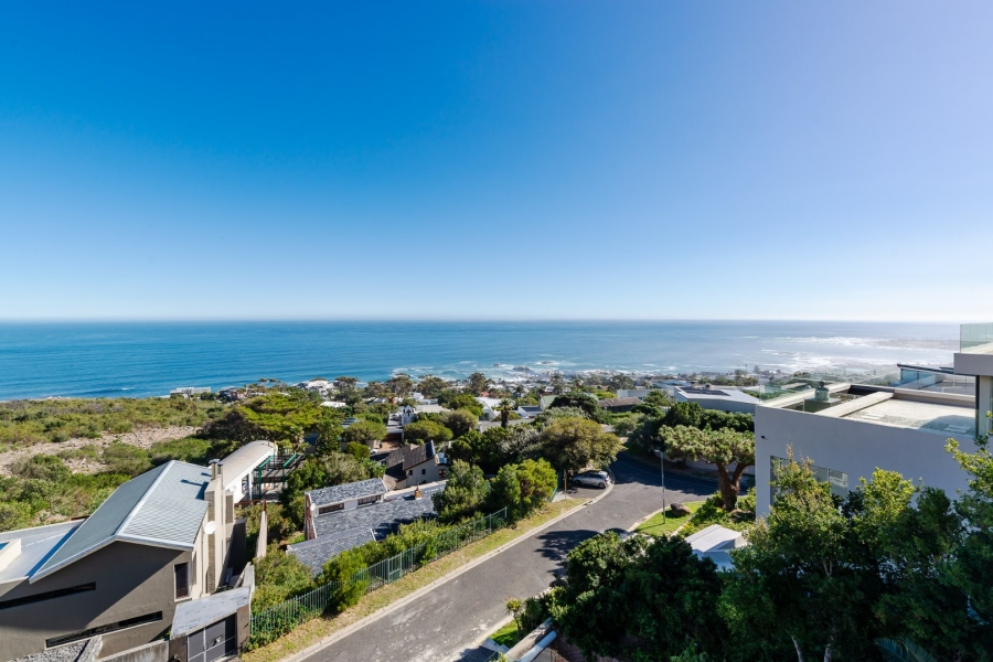 11 Bedroom Property for Sale in Camps Bay Western Cape